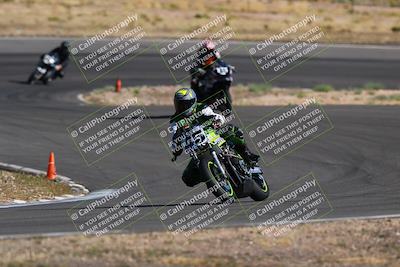 media/Apr-19-2025-AHRMA (Sat) [[3d98ca3309]]/Race/Group 8/Turn 4/